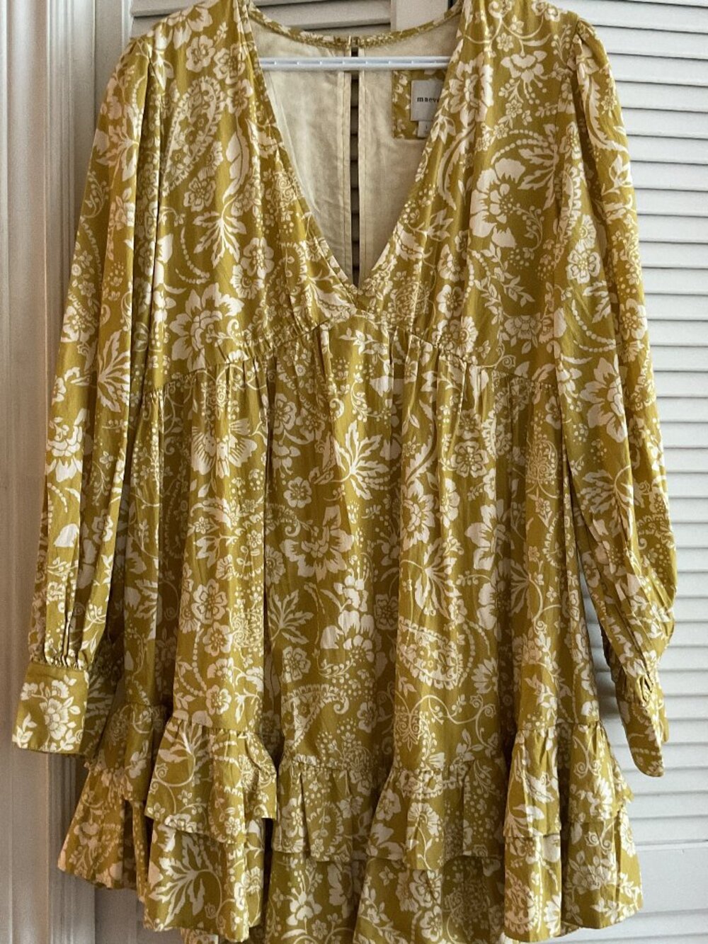 Maeve Anthro Ruffle Dress Mini with V Neck Full Skirt Size Large NWOT Yellow